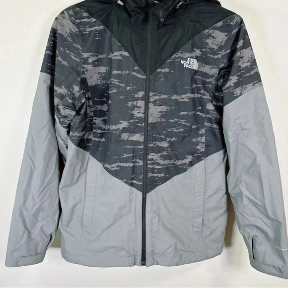 The North Face Women's Aryi  Three In One Triclimate Jacket Coat - Picture 6 of 16